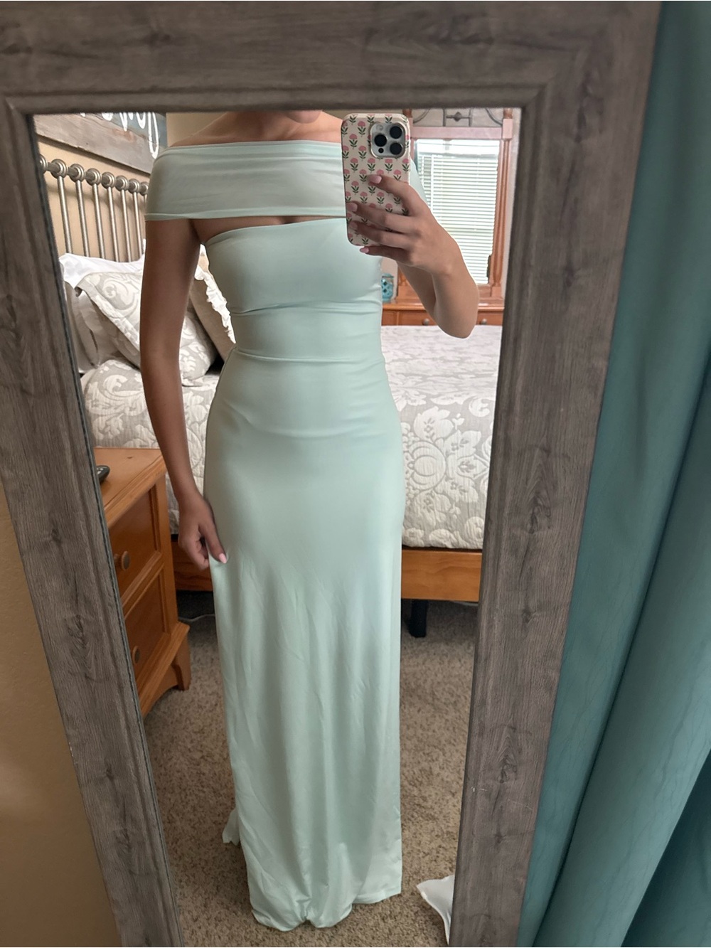 Meshki One-Shoulder Mint Green Evening Gown